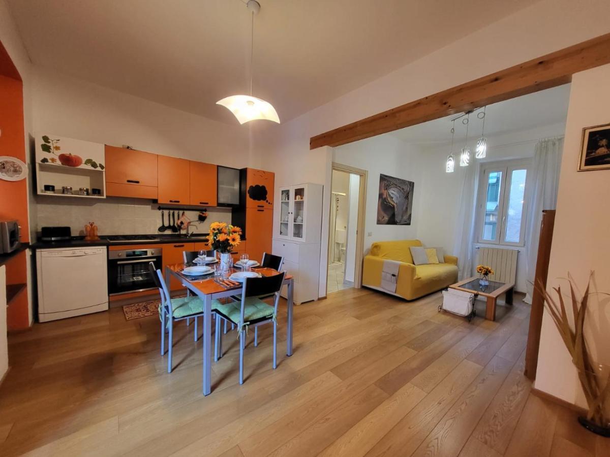 Appartamento Orange Lago 베르바니아 외부 사진