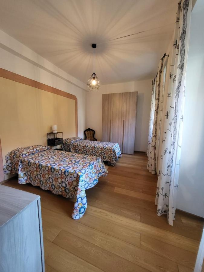 Appartamento Orange Lago 베르바니아 외부 사진